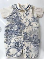 Traje mameluco Baby Christian Dior con camisa bordada., usado segunda mano  Embacar hacia Mexico