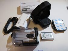 Usado, Mini cámara de acción a prueba de salpicaduras Sony HDR-AZ1 - blanca + monitor remoto de muñeca segunda mano  Embacar hacia Argentina