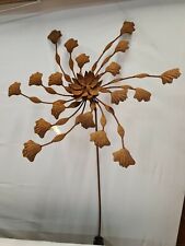 fleur en fer forgé sur tige /  décoration de jardin / moulin à vent  d'occasion  Neuville-Saint-Rémy