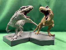 Estatuas de Tiranosaurus e Indominus Rex edición limitada de coleccionista de Jurassic World segunda mano  Embacar hacia Argentina