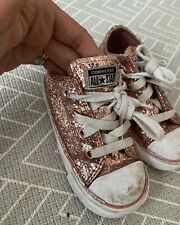 Girls converse pink for sale  ISLEWORTH