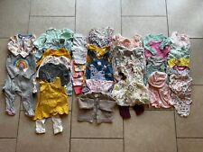 Meninas recém-nascidas bebê tamanho 0-6 meses gigante lote misto 30 peças (bodysuits e conjuntos) comprar usado  Enviando para Brazil