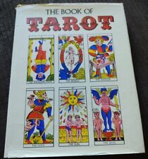 O Livro do Tarot, Fred Gettings Primeira Edição, Itália, 1973, Livros Trinos, usado comprar usado  Enviando para Brazil