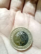 Moneta sterlina regina usato  Rosarno