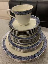 Dinner set 6 for sale  HORSHAM