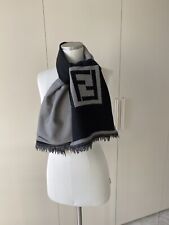 Sciarpa fendi scarf usato  Reggio Emilia