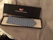 Vineyard vines pint for sale  KELSO