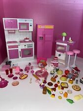 Usado, lote de Barbie casa de muñecas muebles cocina estufa refrigerador m platos comida segunda mano  Embacar hacia Argentina