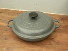 le creuset cast iron shallow  casserole dish and lid - granite grey - size 26 for sale  Shipping to South Africa