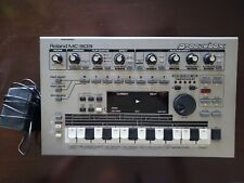Roland MC-303 Groovebox Drum Machine/Módulo de Som com Sequenciador Usado +Adaptador comprar usado  Enviando para Brazil