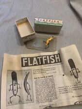 Señuelo de pesca vintage plano Helin pececillo, amarillo F5, sin usar en caja original segunda mano  Embacar hacia Argentina