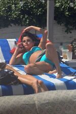 Estampado de celebridades de Selena Gomez en bikini 8x10 segunda mano  Embacar hacia Argentina