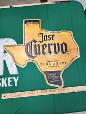 Placa de metal Jose CUERVO Tequila Texas em forma de anúncio usada pequenos amassados arranhão comprar usado  Enviando para Brazil