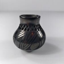 Lindo vaso de cerâmica feito à mão Mata Ortiz ASSINADO AMELIA MORA comprar usado  Enviando para Brazil
