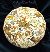 Polvo floral vintage IRIS esmalte inglés escena persa en miniatura caballo COMPACTO segunda mano  Embacar hacia Argentina