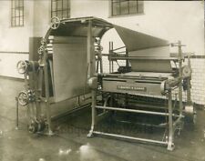 Foto antigua máquina de cinturón de tela segunda mano  Embacar hacia Argentina