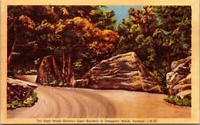 Cartão postal Road Winds Between Giant Boulders Smugglers Notch Vermont VT linho UNP, usado comprar usado  Enviando para Brazil
