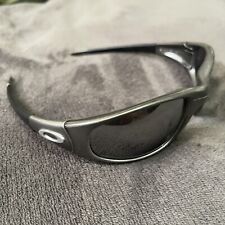 Óculos de sol vintage anos 90 Oakley jaqueta reta armação prata EUA *PRECISA DE LENTES NOVAS comprar usado  Enviando para Brazil