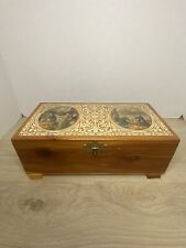 Caja superior de mesa de cedro de patas vintage segunda mano  Embacar hacia Argentina