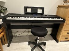 Yamaha electric keyboard for sale  ROMFORD