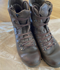 Altberg defender boots for sale  LLANELLI