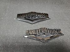 Par de emblemas de tanque originais Harley Davidson OEM Touring Road King comprar usado  Enviando para Brazil