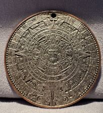 Médaillon calendrier maya d'occasion  Le Kremlin-Bicêtre