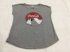 Usado, Camiseta Coca-Cola Maurices Mujer L Grande Gris Sin Mangas Coca-Cola Bear Spell segunda mano  Embacar hacia Argentina