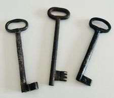 Lotto antiche chiavi usato  Grottaglie