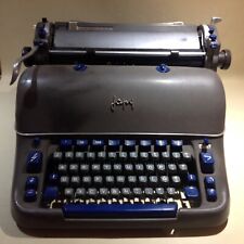 Ancienne machine écrire d'occasion  Ambert