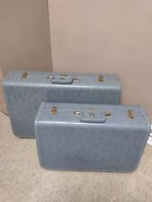 Vintage taperlite suitcase for sale  Stratford