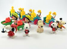 Lote de 11 figuras diferentes de PVC Snoopy, estatuillas cacahuetes 1968 1989 Lucy Peanuts, usado segunda mano  Embacar hacia Argentina