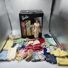 De colección 1961 Barbie Negro Vinilo Cola de Caballo Armario Estuche 3 Cajones con Muñeca y Ropa, usado segunda mano  Embacar hacia Argentina