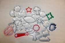 Lot cookie cutters for sale  Umatilla