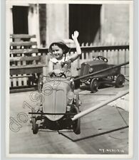 Foto de imprensa do ator infantil Virginia Weidler estrela de RKO’s FRECKLES em carro de brinquedo 1935 comprar usado  Enviando para Brazil