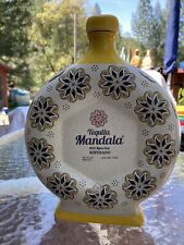 MANDALA Tequila Diseño Redondo Botella Coleccionista de Cerámica Vacía Ltd Numerada Amarillo segunda mano  Embacar hacia Argentina