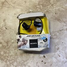 Usado, SONY NWZ-W273S 4 GB Impermeable Walkman Deportes Natación MP3 Reproductor Negro NUEVO segunda mano  Embacar hacia Argentina