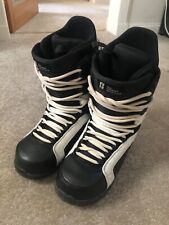 Forum snowboarding boots for sale  BATHGATE