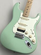 Usado, Guitarra elétrica Fender American Performer Stratocaster HSS cetim verde surf comprar usado  Enviando para Brazil