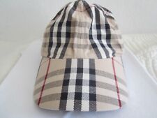 Belle casquette burberry d'occasion  Èze