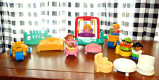 Móveis para casa de bonecas Fisher Price Little People berçário mesa e cadeiras cama família, usado comprar usado  Enviando para Brazil