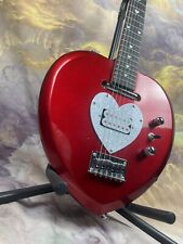 Venda quente Daisy Heartbreak guitarra elétrica coração vermelho faz sua primeira aparição, usado comprar usado  Enviando para Brazil