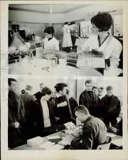 1963 Press Photo Residentes e trabalhadores de laboratório em hospital auxiliar em Zermatt, usado comprar usado  Enviando para Brazil