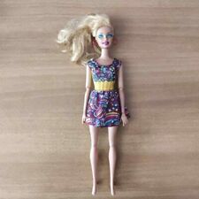 Bambola barbie fashionistas usato  Siracusa