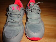 Zapatillas de tenis UNDER ARMOUR Micro G rosa/gris, talla 8.5 MUY BONITAS segunda mano  Embacar hacia Mexico