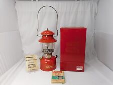 Lanterna vermelha Coleman 200A 1964 com estojo de metal Smith Victor e instruções comprar usado  Enviando para Brazil