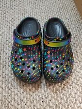 Nova Sandália Crocs Clássica Discoteca Dança Festa Cutie Tamanco K Estrelas Infantil 208086-0C4 J4 comprar usado  Enviando para Brazil