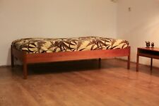 daybed for sale  Shipping to Ireland