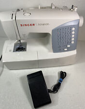 Máquina de costura eletrônica SINGER Advance 7422 - Funcionando com pedal e cabo Pwr comprar usado  Enviando para Brazil