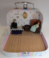 Cute Handmade 1/24th Scale Dolls House Room in a Case with 2 Erna Meyer Dolls for sale  ABERDEEN